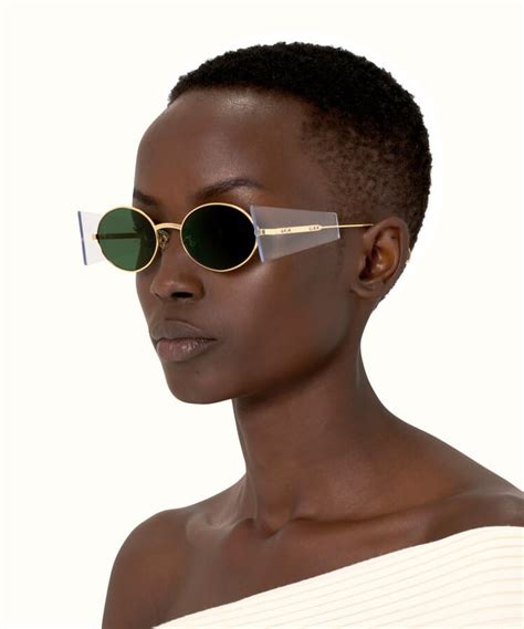 fenty side note sunglasses see how fashion editors wear rihanna s fenty 2 20 collection