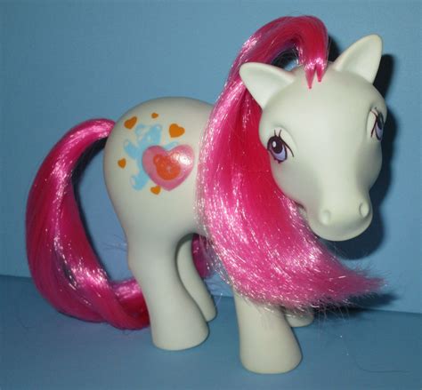 Vintage My Little Pony Tales Sweetheart Toy Sisters