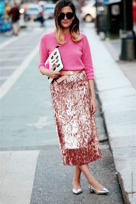 Tips On How To Wear Glitter All December Long And Not Look Crazy Sequin Skirt Outfit