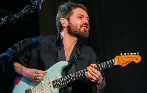 Biffy Clyro On Headlining Glastonbury Its Got To Happen Nme