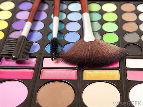 What Are The Different Types Of Cosmetics Industry Jobs