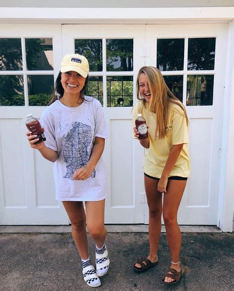 What Is A Vsco Girl The Meaning Behind The Social Media Meme