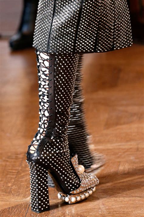 My Beadialogy Alexander Mcqueen Fall 2013 Rtw Accessories And Video