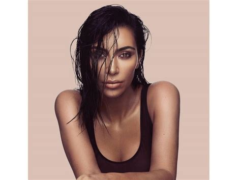 kim kardashian make up la sua linea trucco kkw beauty