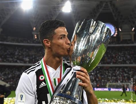 First Trophy With Juventus Juventus Fc Ac Milan Cristiano Ronaldo