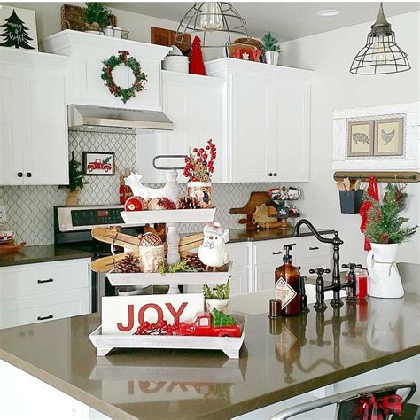 I am in love with it! Decorating with 3 tiered trays! | Christmas decor ...