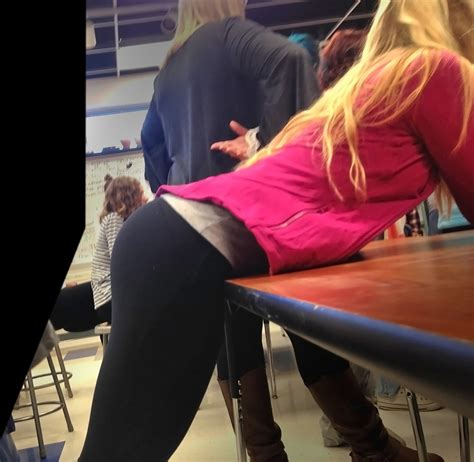 Hot Blonde in School (Photos) - CreepShots
