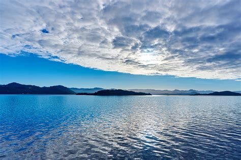 Vibrant Clouds Over Lake Seascape Wallpaperhd Nature Wallpapers4k