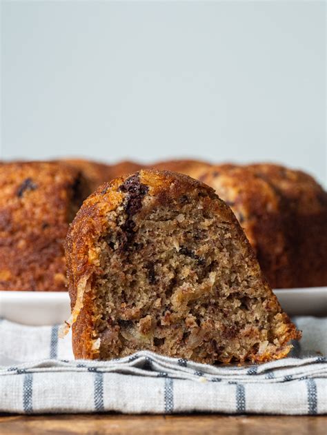 Use this banana bread recipe to make 2 dozen banana bread muffins. Banana Bread, Ina Garten - Get her foolproof recipes on food network. - Niebla Wallpaper