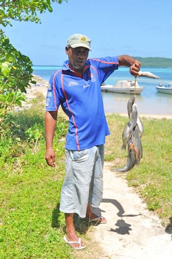 Fisheries Data Goes High Tech In Tonga Living Oceans Foundationliving