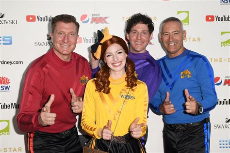 Tears Tributes As Second Wiggles Fire Benefit Goes Ahead Without Greg