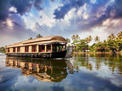 Top 10 Tourist Places In Kerala Best Places To Visit In Kerala