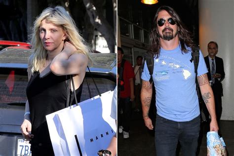 Courtney Love And Dave Grohl Have A Stripper Related Bet Sofa King Cool Magazine
