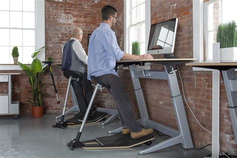 The Purpose of Stand up Desks: Improve Your Health and Well-Being ...