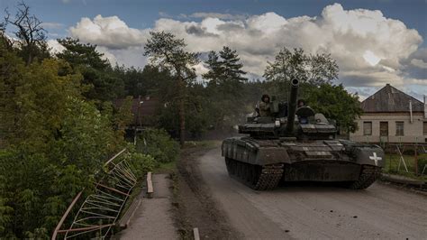 Ukraine Expels Some Russian Troops In South The New York Times