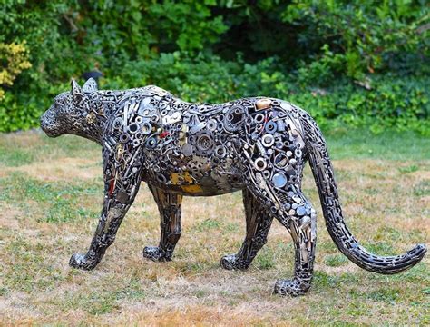 Artist Transforms Scrap Metal Parts Into Amazing Animal Sculptures My