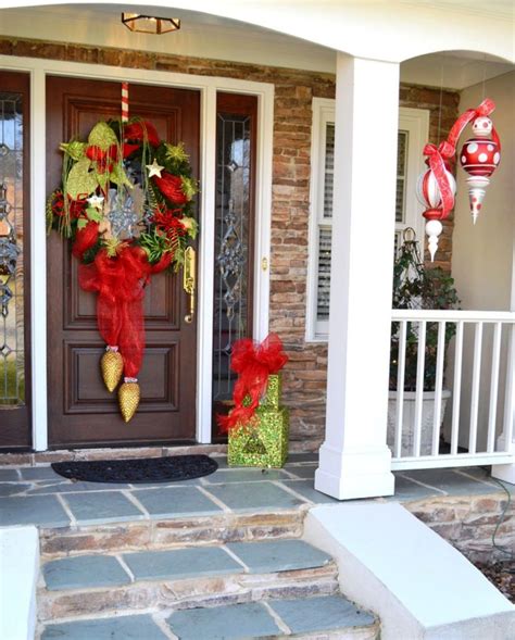 25 Amazing Christmas Front Porch Decorating Ideas Instaloverz