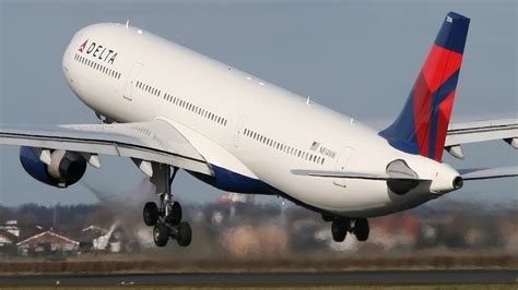Delta Airlines Airbus A330 Take Off Wallpaper 717 Aeronefnet