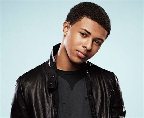 Thanks again for visiting my web site and enjoy yourself. DIGGY SIMMONS TALKS ANKLE SOCKS, MUSIC, AND MORE