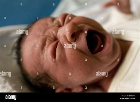 Newborn Baby Screaming Stock Photo Alamy