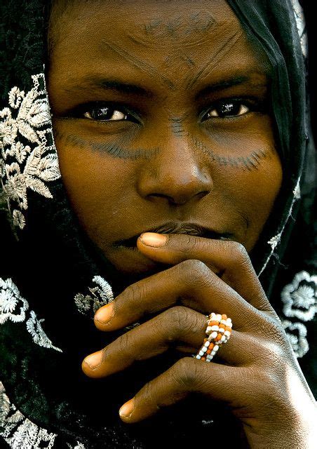 Hamsahands Beauty Around The World African Beauty Portrait