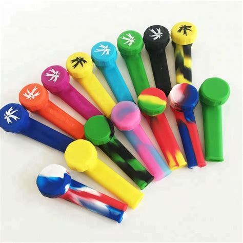 Wholesale New Product Silicone Smoking Pipes2018 Newest Mini Silicone