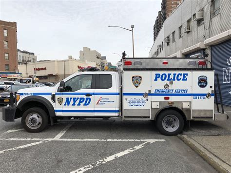 Nypd Emergency Service Unit Squad 8 Ford F 550 Rep 5751 Flickr