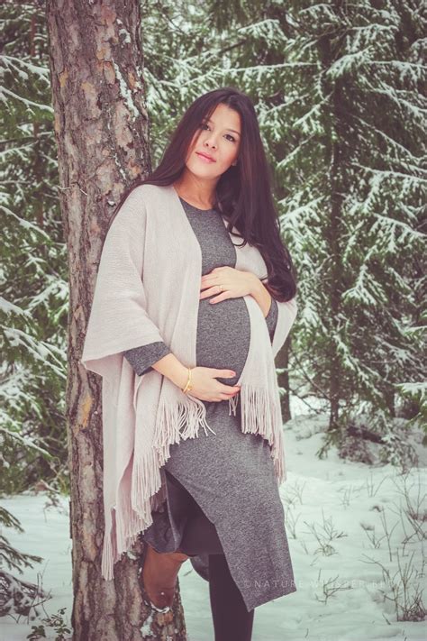 Personal Style Winter Maternity Outfit Nature Whisper