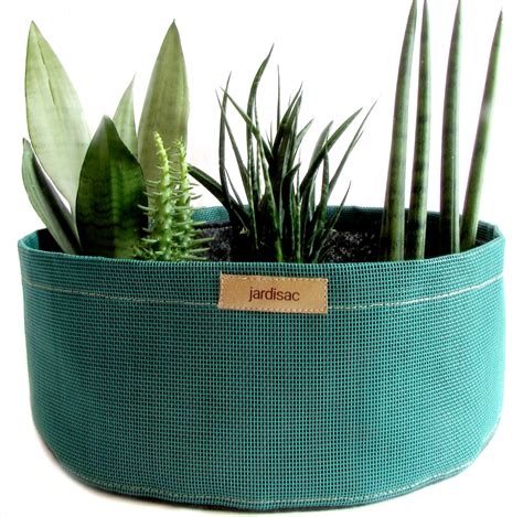 Breathable Garden Pots Made From Fabric Core77