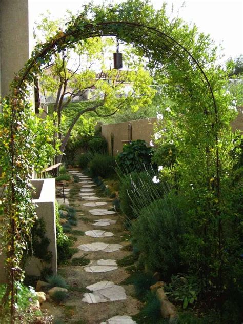 40 Brilliant Ideas For Stone Pathways In Your Garden Garden Archway