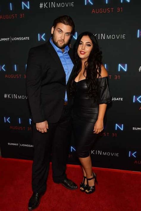 Nicolas Cage S Ex Babe In Law Hila Files Restraining Order Against His Son Weston After