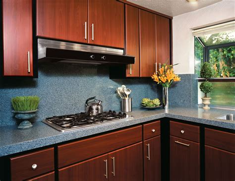 Tired of looking at those old, outdated cabinets in your bathrom as you're getting ready in the morning? Kitchen Renovations from Granite Transformations of ...