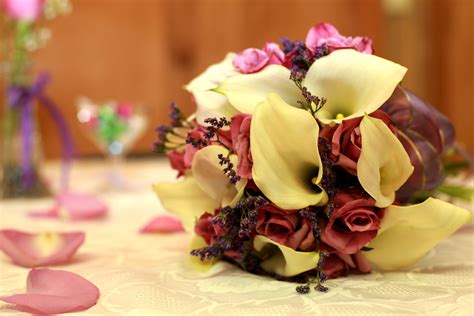 This alphabetical list of flower names will make it easy to search for names you know (to check spelling) or to find new ones. Four Best Indian Theme Wedding Styles | Soundspirit - The ...
