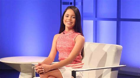 Jenna Ortega Talks About Her Role In “stuck In The Middle Video Telemundo