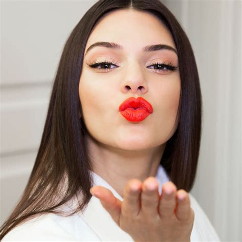 Kendall Jenner Creates Orange Lipstick Called Restless By Estée Lauder