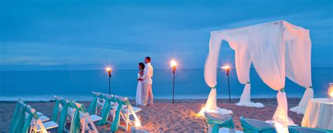 David on the beach was very considerate of our big family and offered us a great deal on the bed package which, again, was perfect for our group. Jensen Beach Weddings | Marriott Hutchinson Island Beach ...