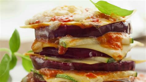 lasagnes aubergines et courgettes découvrez les recettes de cuisine de femme actuelle le mag
