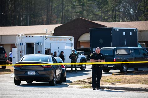 Greenville County Sheriff's Office, SWAT team arrest potential suspect