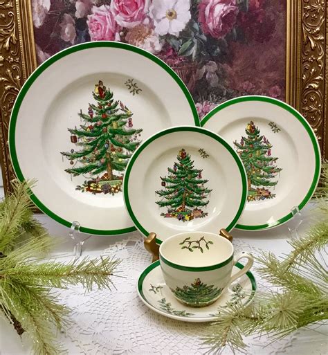 Spode Christmas Tree 5 Piece Place Setting Etsy Canada Spode