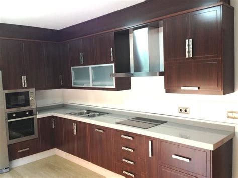 Las propiedades del muebles de cocina en pvc son su durabilidad, resistencia y es sumamente ecológico con una vida útil ilimitada. Muebles cocina PVC | Cocinas | Laminadas | Cocina pvc ...