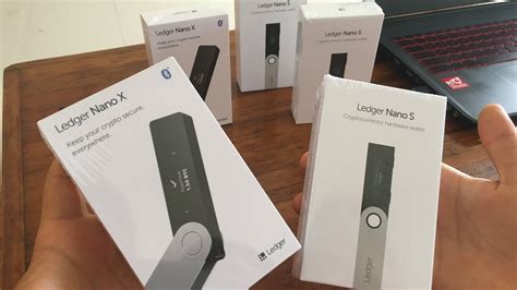 The blockchain grows in size as the community increases. Ledger Nano X y S ₿ BTC Bitcoin ETH Ethereum Cryptomonedas ...