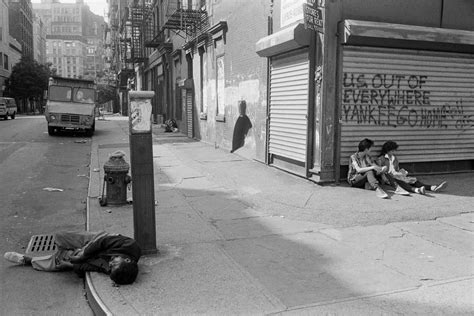 Striking Black And White Photographs Of New York Citys ‘mean Streets In The 1970s And 1980s