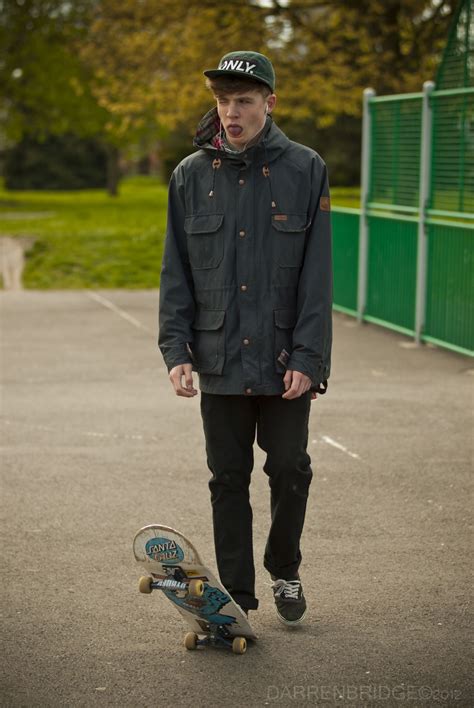 pin by jeremiah johnson on sk8 goth fashion men skater style men skateboard fashion