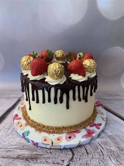 Chocolate Dream Cake Cake By Roberta Cakesdecor