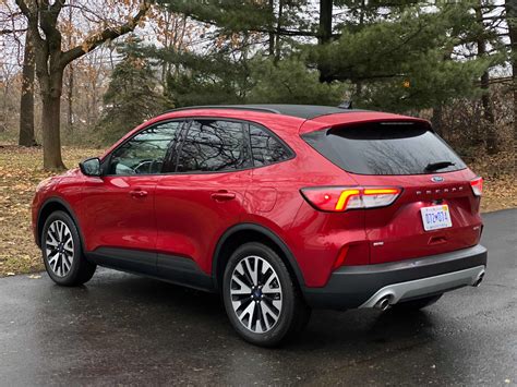 2020 Ford Escape Hybrid Review - It's Actually Pretty Good