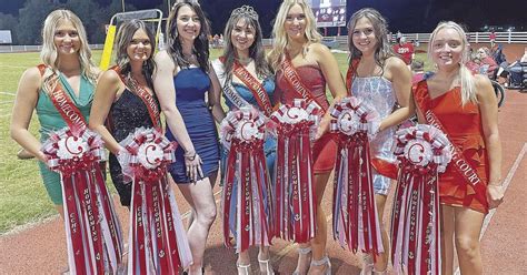 Cchs Homecoming Court With Queen News
