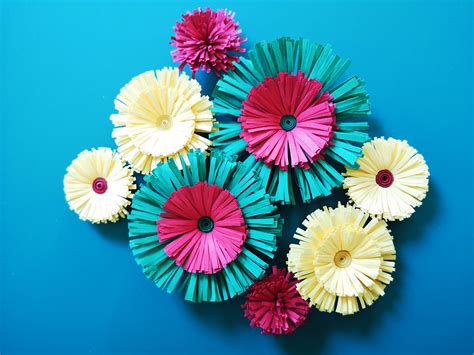 Quilled Fringed Flowers Tutorhow To Make Quilled Fringed Flowers Using