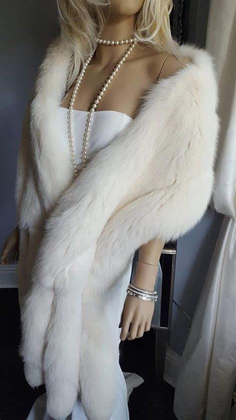 Luxury Vintage White Fox Fur Stole With Tails Fox Fur Fling Fox Fur