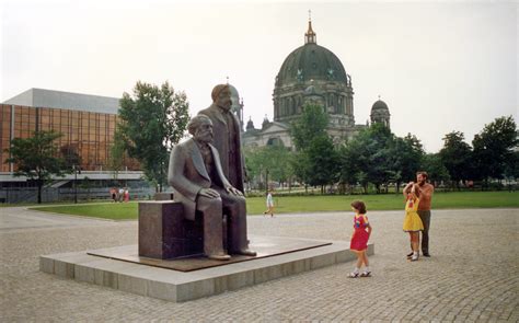 Lawrence & wishart, publishers of marx engels collected works, have instructed us to delete all material originating from mecw, this includes about 1,450 files, a very small percentage of the entire mecw. Datei:Marx-engels-forum-1986.jpg - Wikipedia