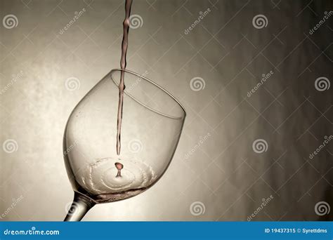 Single Wine Drop Splashes Into Glass Stock Image Image Of Pouring Pour 19437315